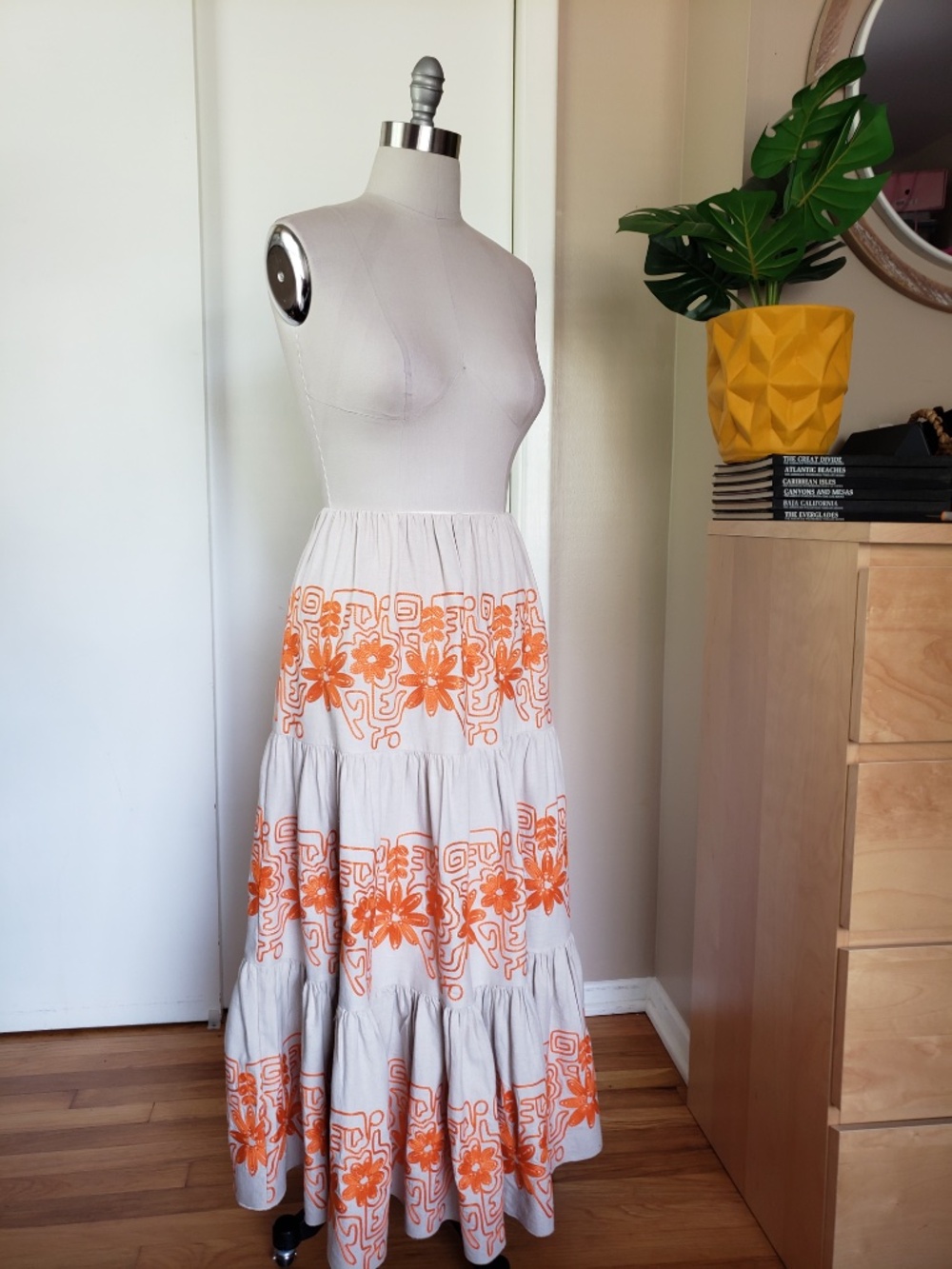 Maje Timeless Embroidered Skirt